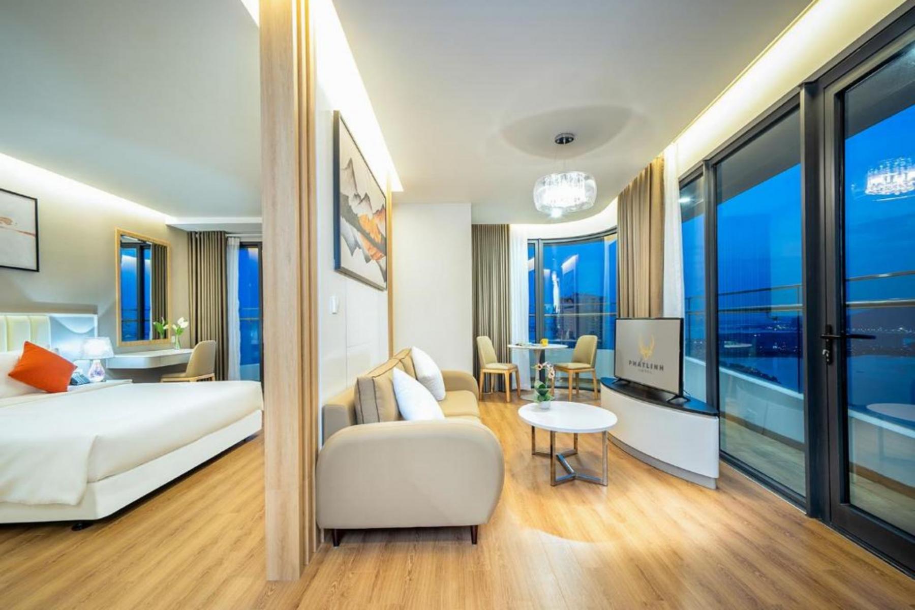 hạng phòng suite junior