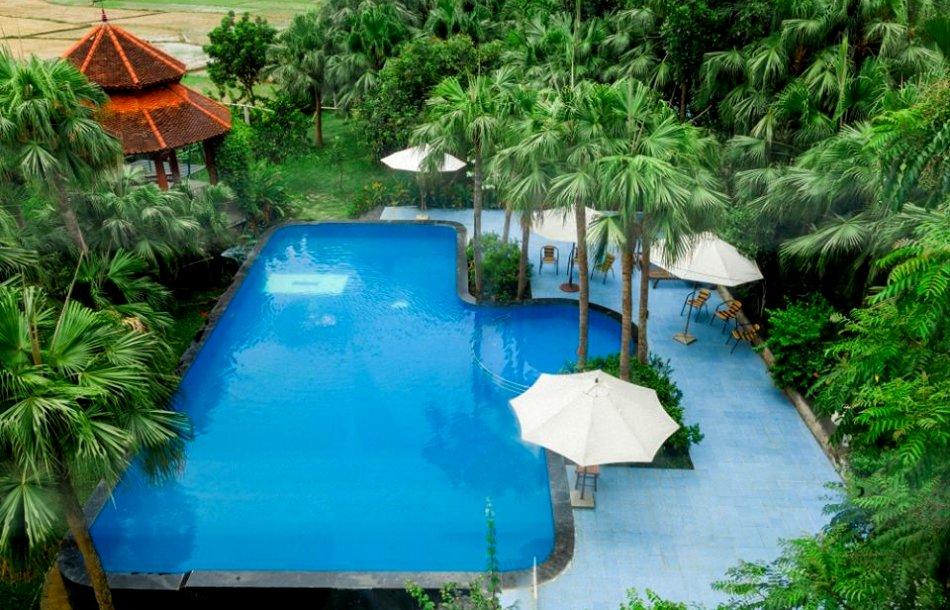 bể bởi rộng tại Family Resort Ba Vì