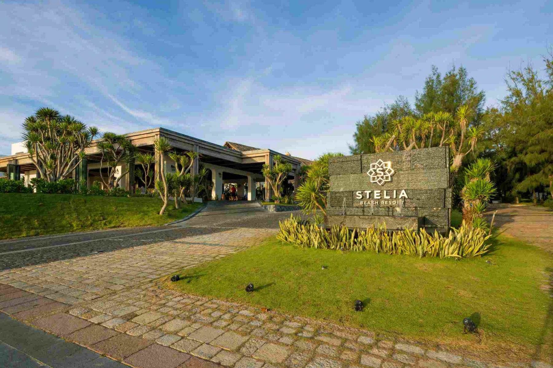 review Stelia Beach Resort Phú Yên