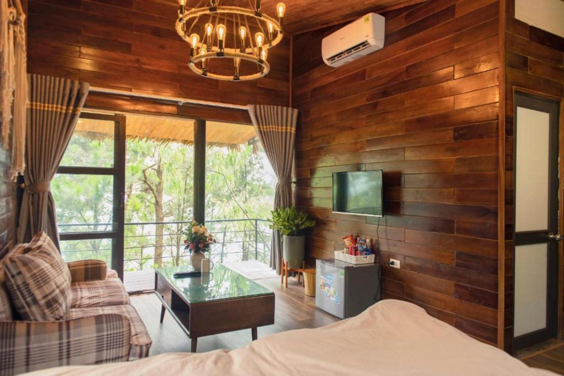 Mẫu thiết kế phòng homestay bằng gỗ Chillout