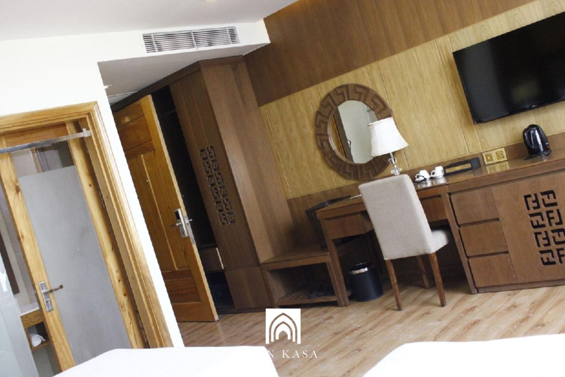 Nội thất và trang thiết bị xuống cấp