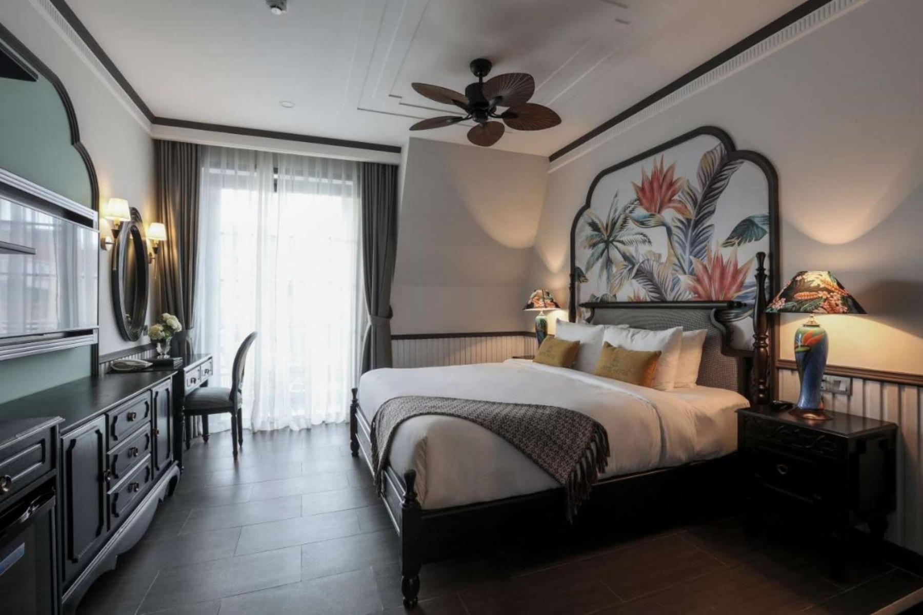 Superior giường king của Artis Hotel Đà Lạt 