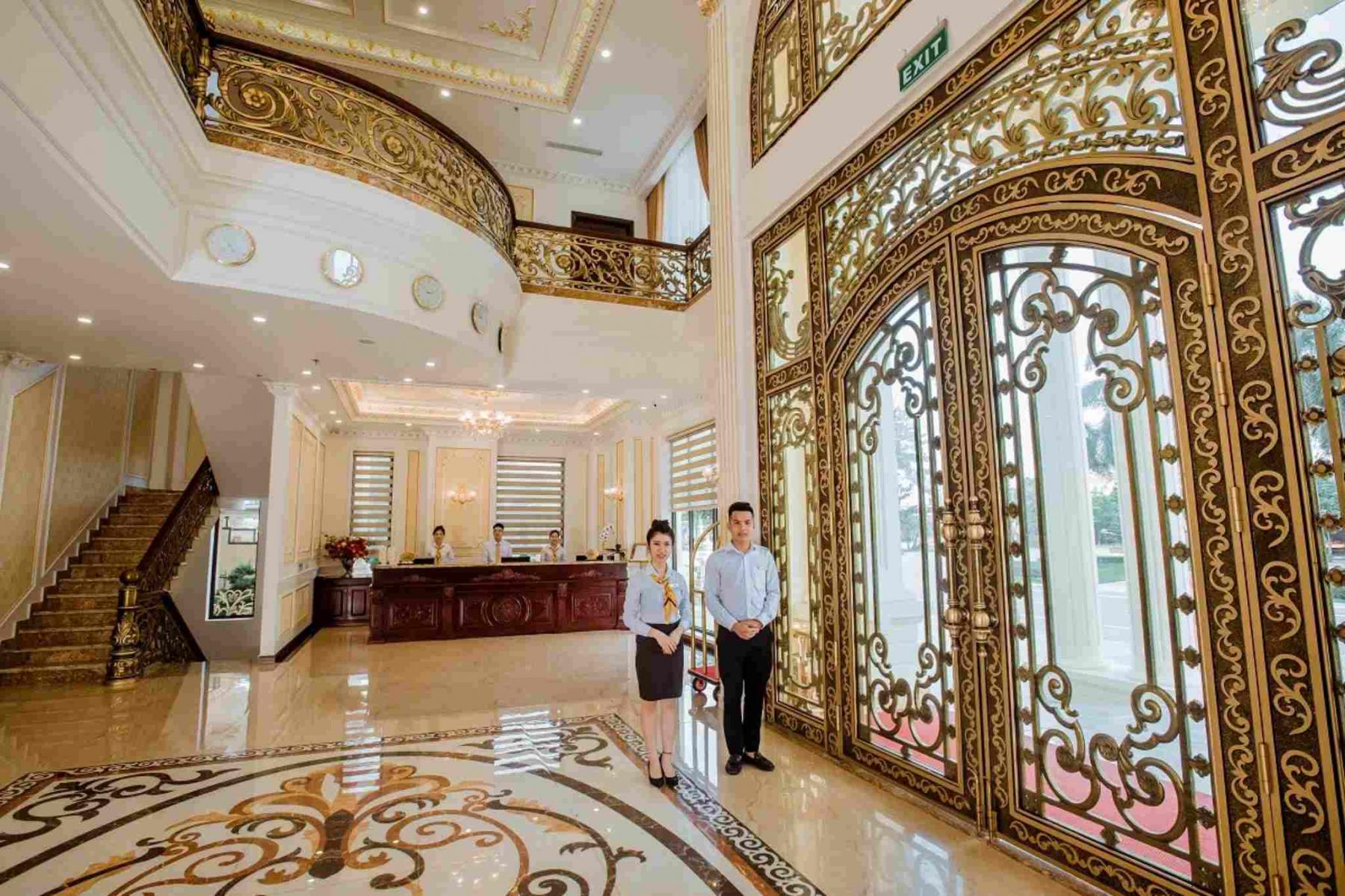 Không gian tại sảnh của Dragon Legend Ha Long Hotel 