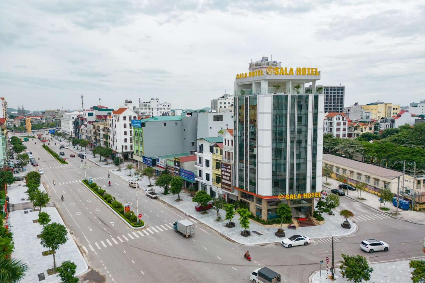 Toàn cảnh Sala Hotel Móng Cái