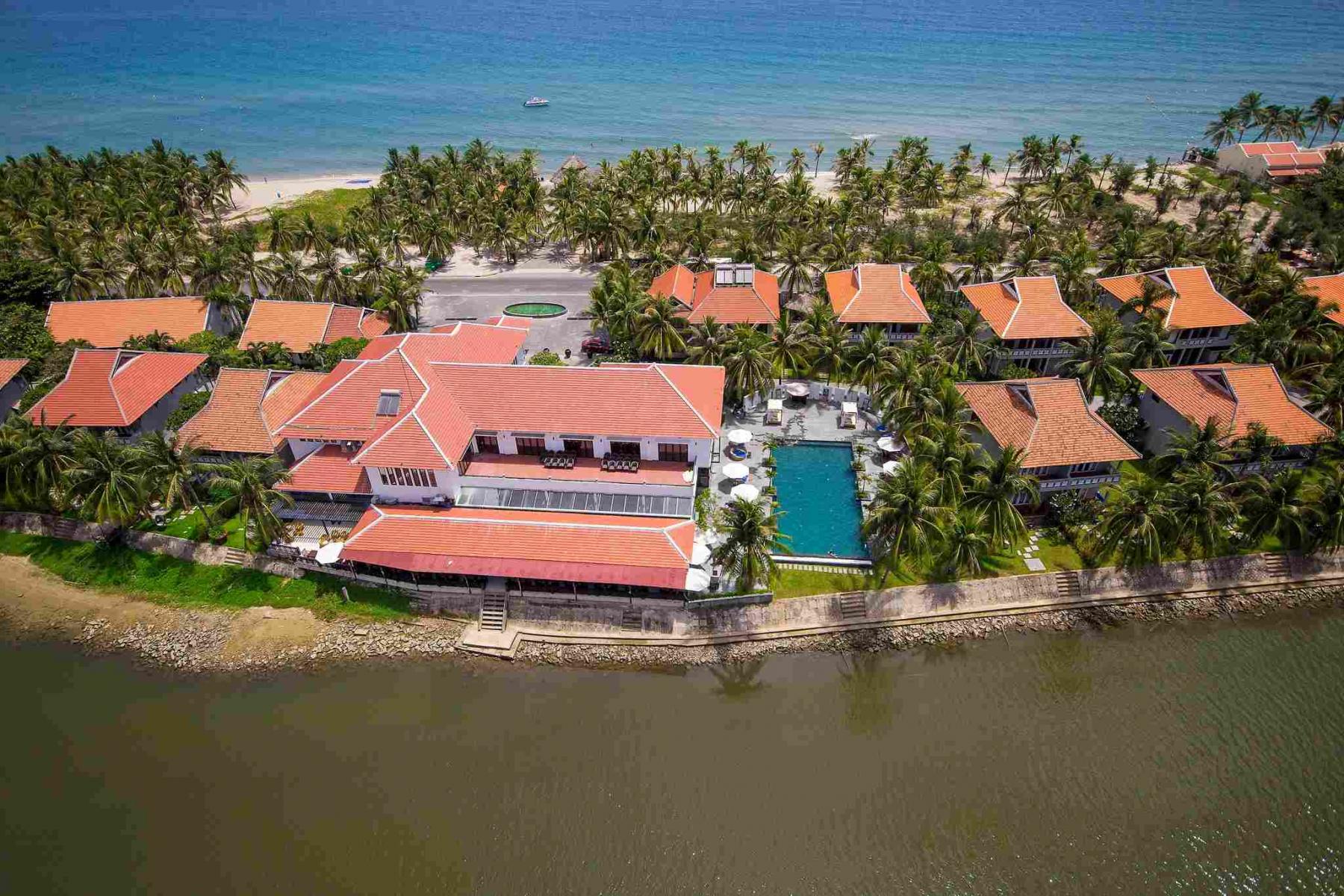 Toàn cảnh khu nghỉ dưỡng Hội An Beach Resort