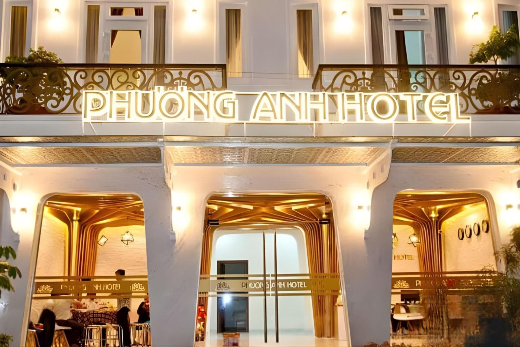 Hệ thống ánh sáng & biển hiệu nổi bật