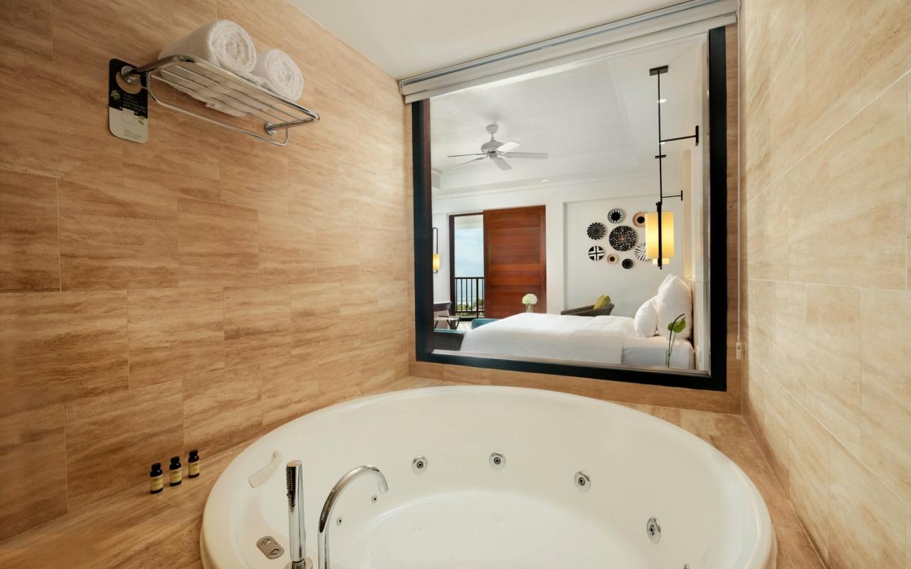 Phòng Penthouse Suite tại Pullman Đà Nẵng Beach Resort