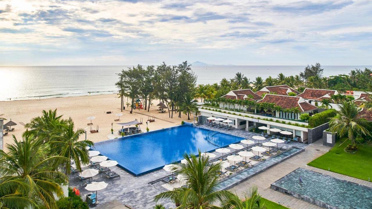 Review Pullman Đà Nẵng Beach Resort